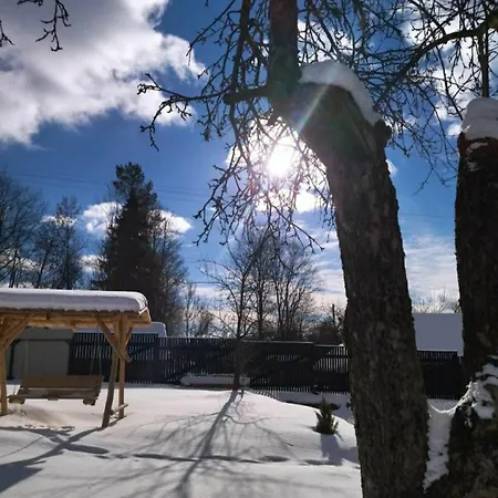 Guest house еко-садиба сова бубу Izki