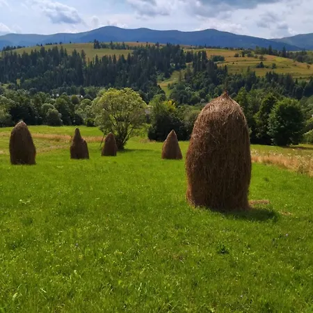 еко-садиба сова бубу ゲストハウス イズキ